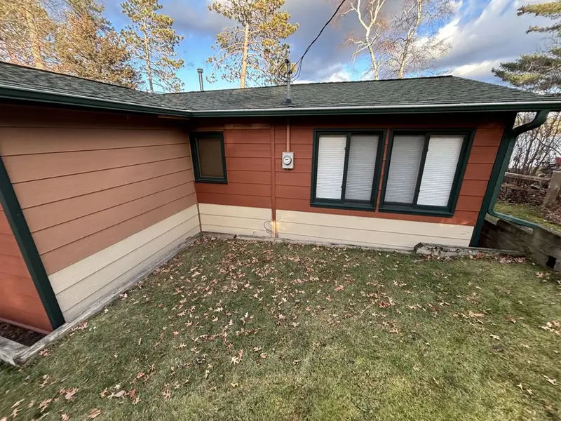 Roofing, Siding & Windows project by Tri-County Professional Builders