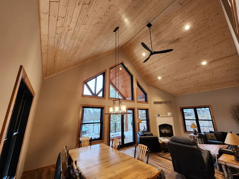 Vaulted great room with lake views